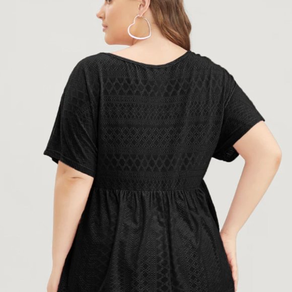 BloomChic Plain Round Neck Broderie Anglaise Ruffles T-shirt Black 3X - Picture 2 of 2